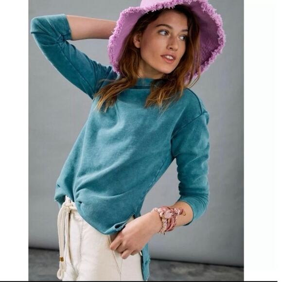 Anthropologie Sweaters - Anthropologie Pilcro 100% Cotton Sun Washed Blue Pullover Size Small